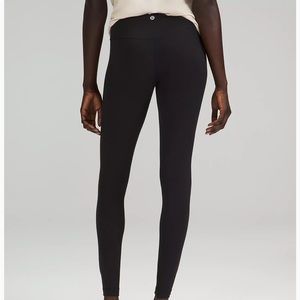 Lululemon tights 28”